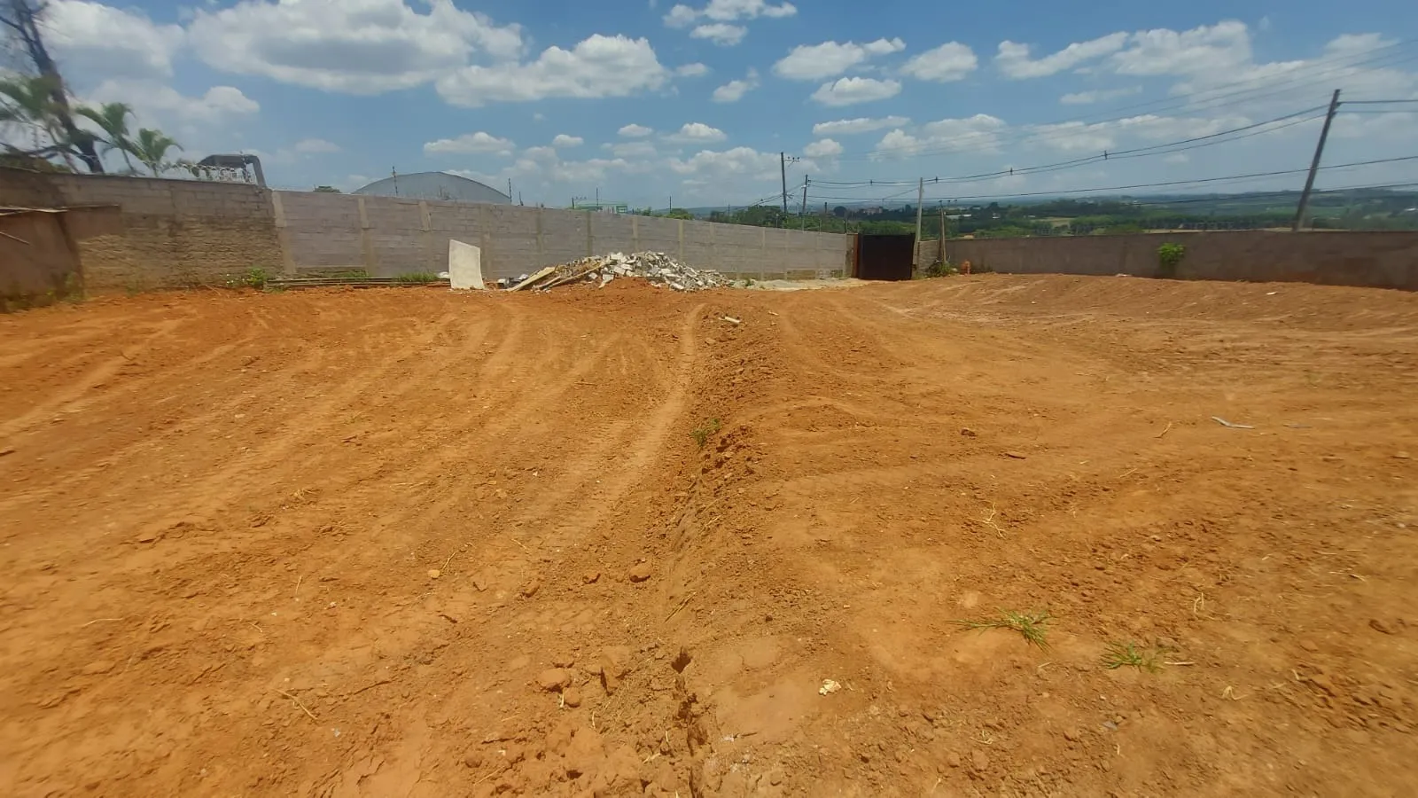 Imagem Excelente Galpão com 360m² Chacara Reunidas São Jorge-Sorocaba/SP