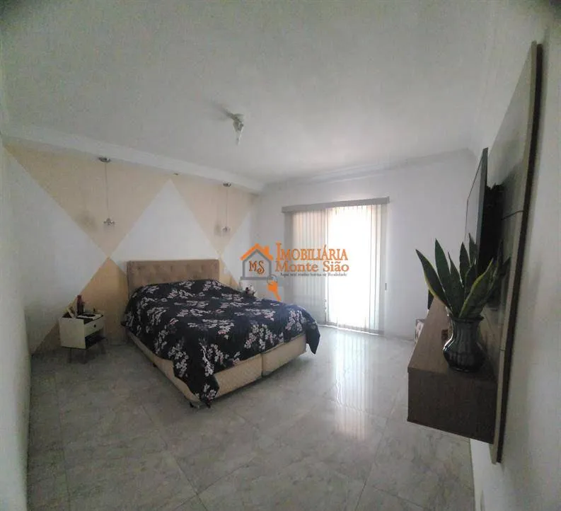 Imagem Sobrado com 5 dormitórios à venda, 300 m² por R$ 1.280.000,00 - Portão - Arujá/SP