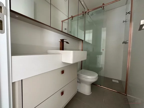 Imagem O You Home Design está localizado na Carvoeira, bem pertinho da UFSC, Região repleta de restaurant...