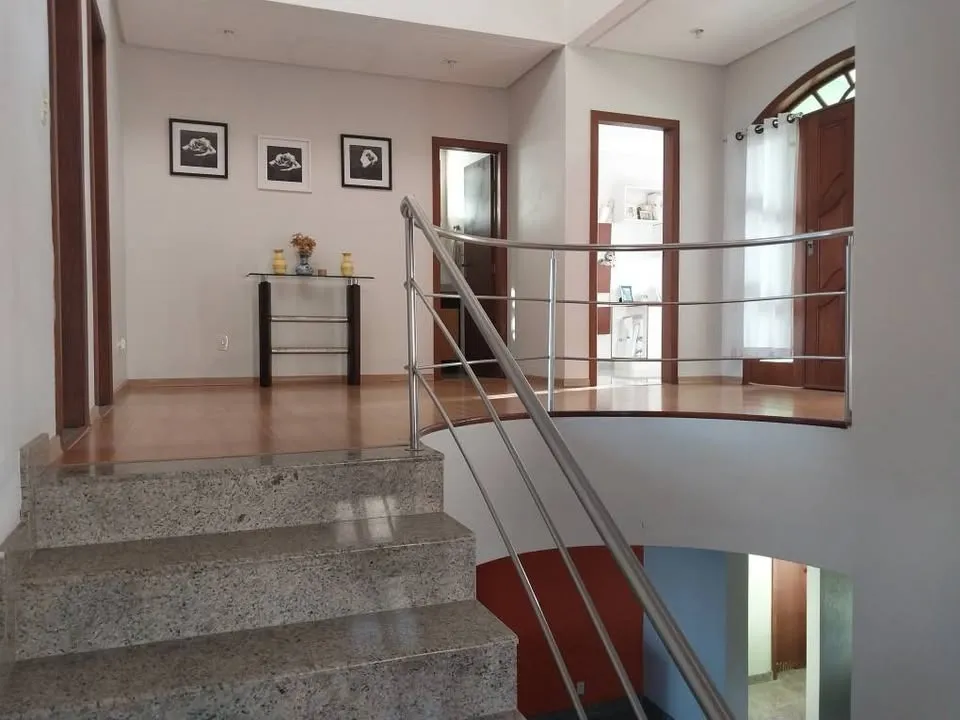 Imagem Casa com 3 quartos à venda em Vila Velha