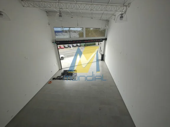 Imagem Salão Comercial Amplo para Locação 300m² | Espaço e Versatilidade