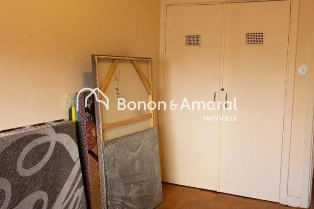 Imagem Apartamento em excelente localizaÃ§Ã£o, com ambientes amplos e acabamentos renovados. O living espaÃ...