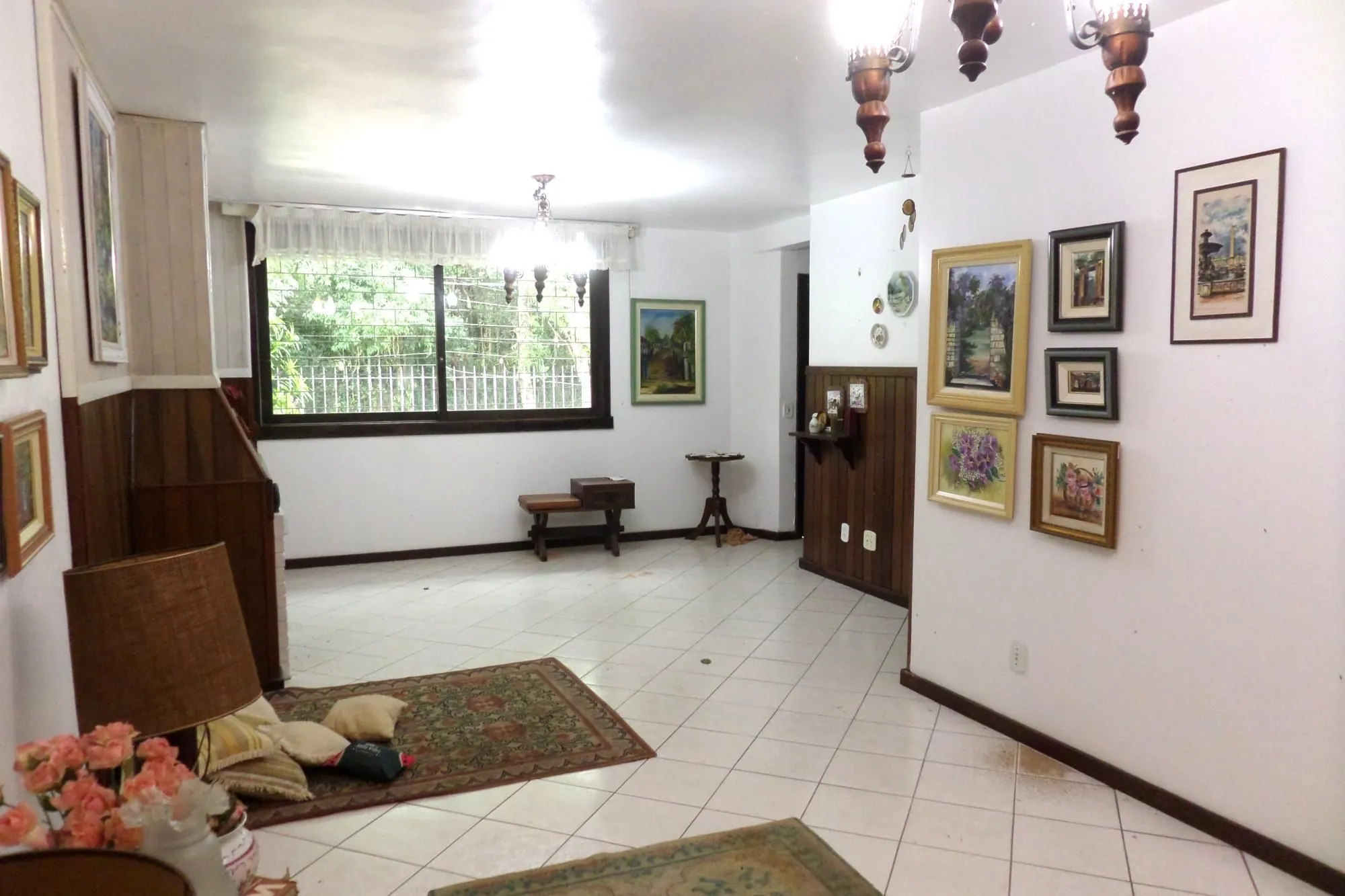 Imagem Casa no bairro Ipanema de 3 dormitórios e 2 vagas