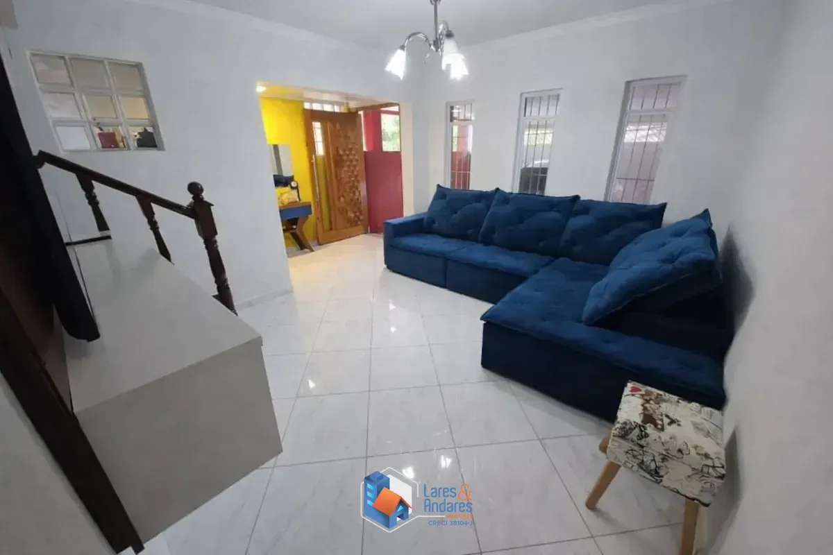 Imagem Sobrado para venda em Chácara Inglesa com 3 quartos, sendo 1 suíte, 86m²