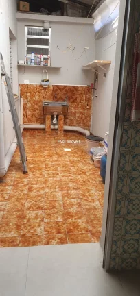 Imagem Casa à venda em Perdizes, São Paulo - SP, com 2 quartos, 1 sala, 2 banheiros, 4 vagas e 186m²!