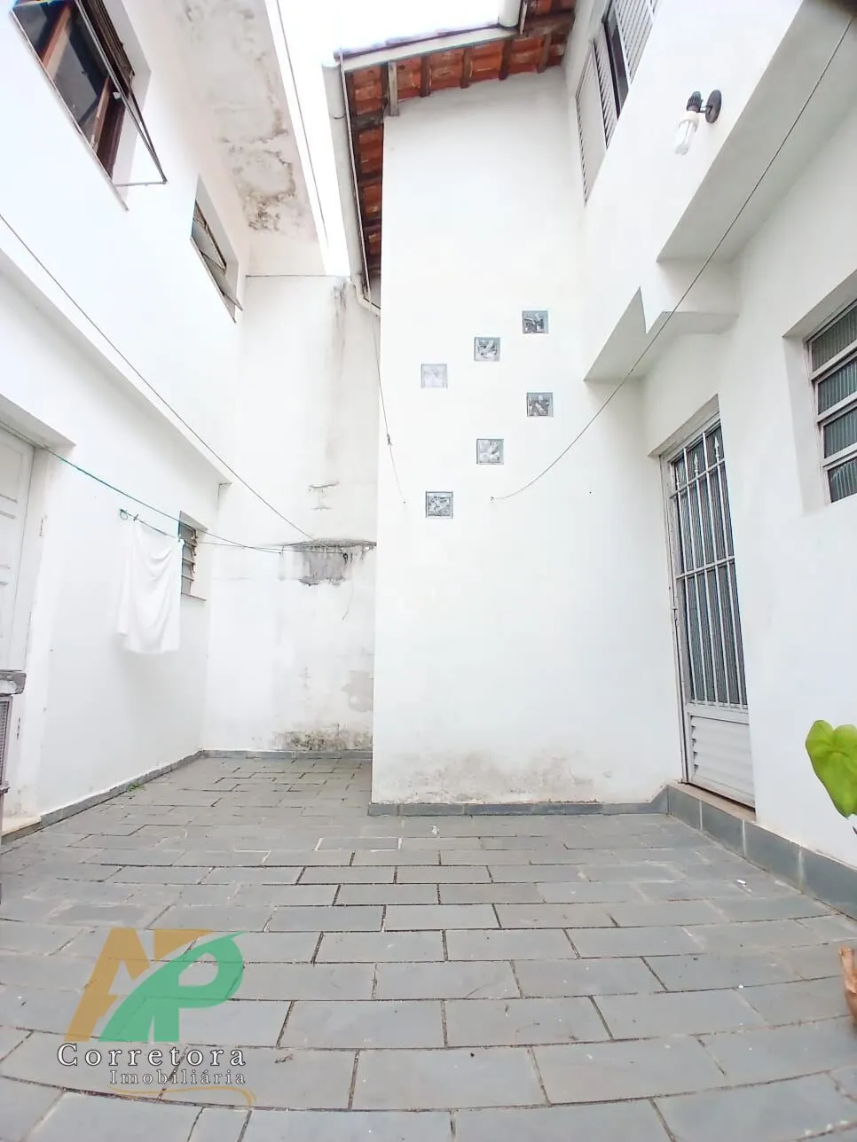 Foto do imóvel: Casa à Venda em Santo Amaro: 3 Dorms (1 Suíte) + Edícula | Oportunidade Única!