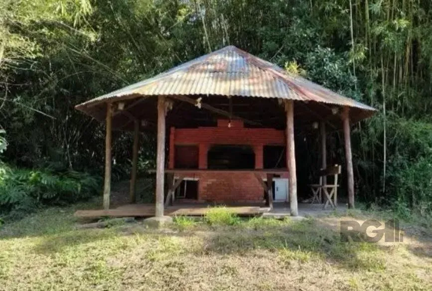 Imagem Vendo um Lindo Sítio de 22ha em Itapuã com Infraestrutura há 3 km do Parque Estadual de Itapuã