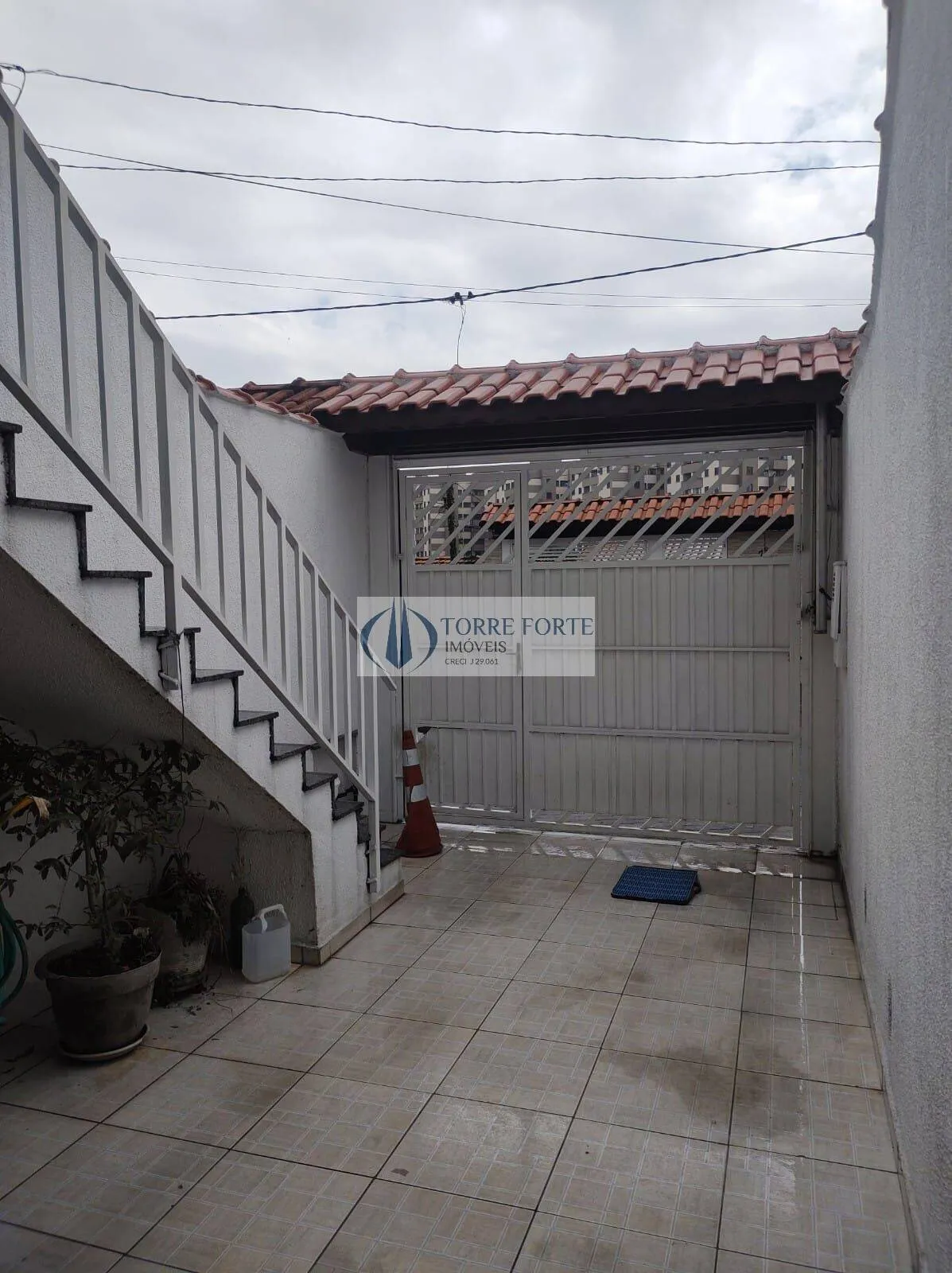 Imagem Lindo Sobrado casa 2 dormitórios sendo 1 suíte, 3 vagas, 165 m²