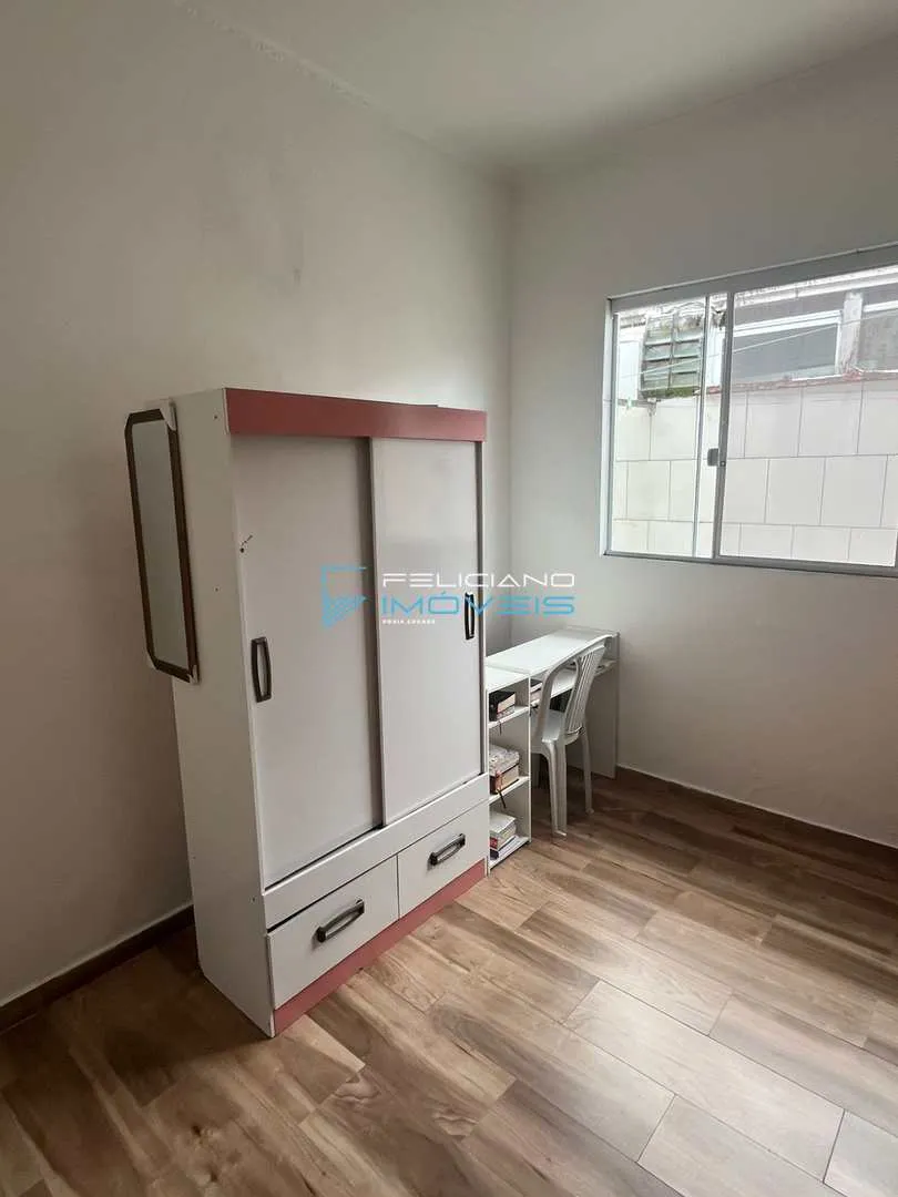 Imagem Casa com 2 quartos, Caiçara, Praia Grande - R$ 450 mil, Cod: 7045