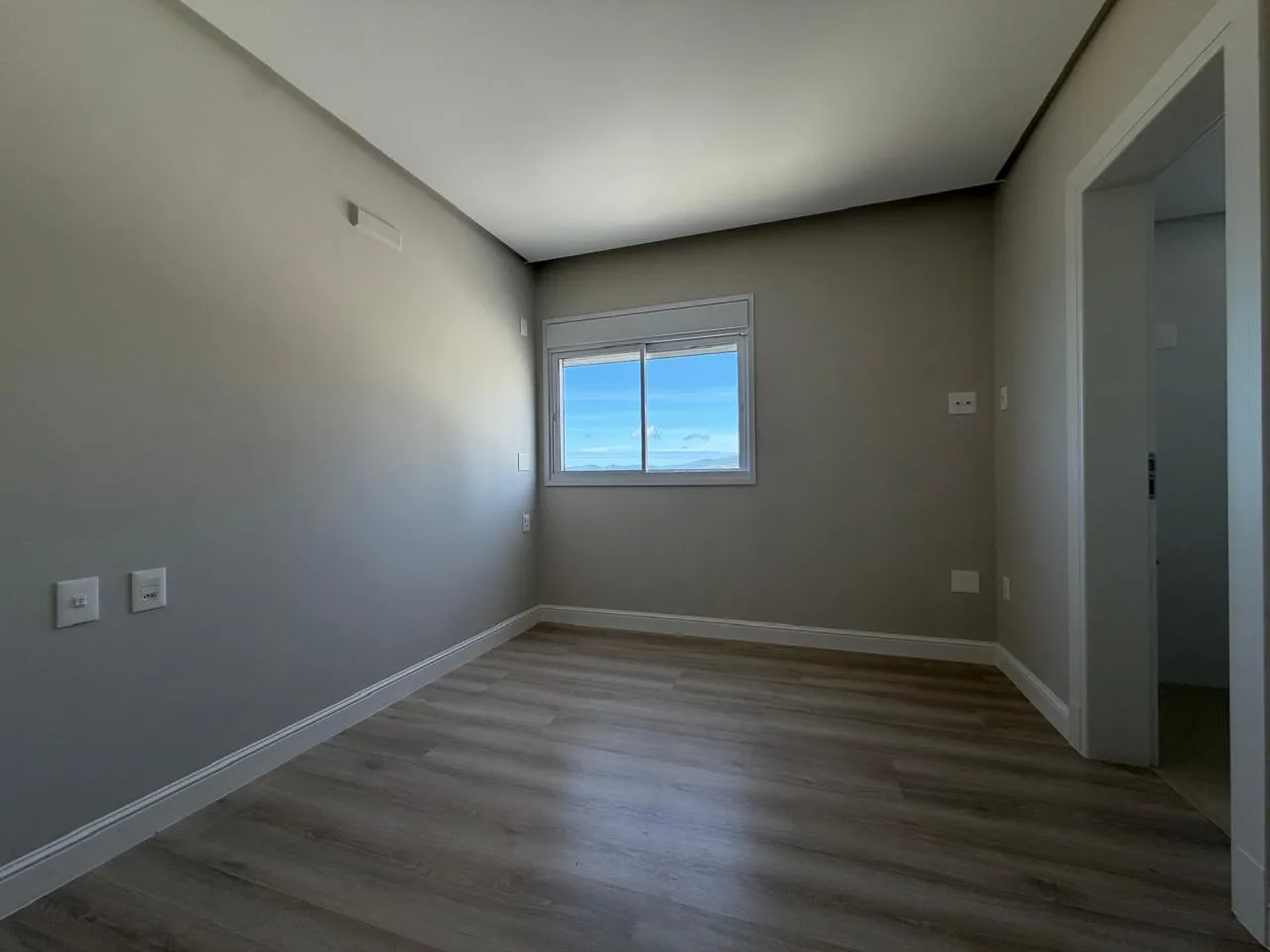 Imagem Apartamento com vista para o mar à venda com 192m2 por R$ 6.590.000,00