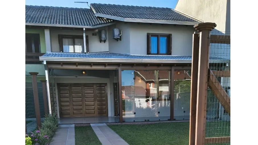 Foto do imóvel Duplex à venda em Arroio do Sal, Areias Brancas, com 3 quartos, 201,76m2 em Rua Duque de Caxias