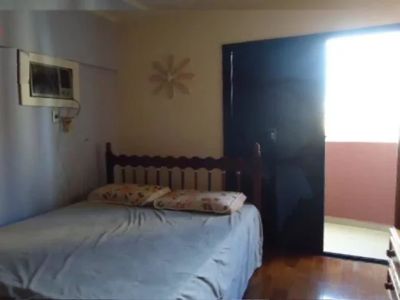 Imagem Apto com 122 m2 em. ótima localização, contendo 3 quartos com armários, sendo 1 suíte com box b...