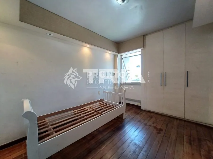 Imagem Apartamento de 4 quartos, 280m² no bairro Derby, em Recife