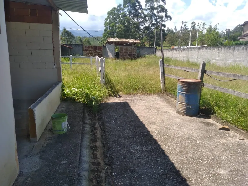 Imagem Chácara à venda 1 Quarto, 1 Suite, 4 Vagas, 1000M², Ribeirão Grande, Pindamonhangaba - SP