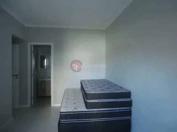 Imagem EXCELENTE APARTAMENTO - BAIRRO NAVEGANTES - NOVO - 02 DORMITÓRIOS COM SUÍTE , TERRAÇO AMPLO , SACADA DE FRENTE