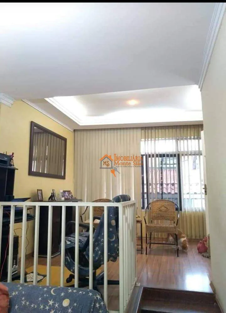 Imagem Sobrado com 3 dormitórios à venda, 140 m² por R$ 570.000,00 - Jardim São Roberto - Guarulhos/SP