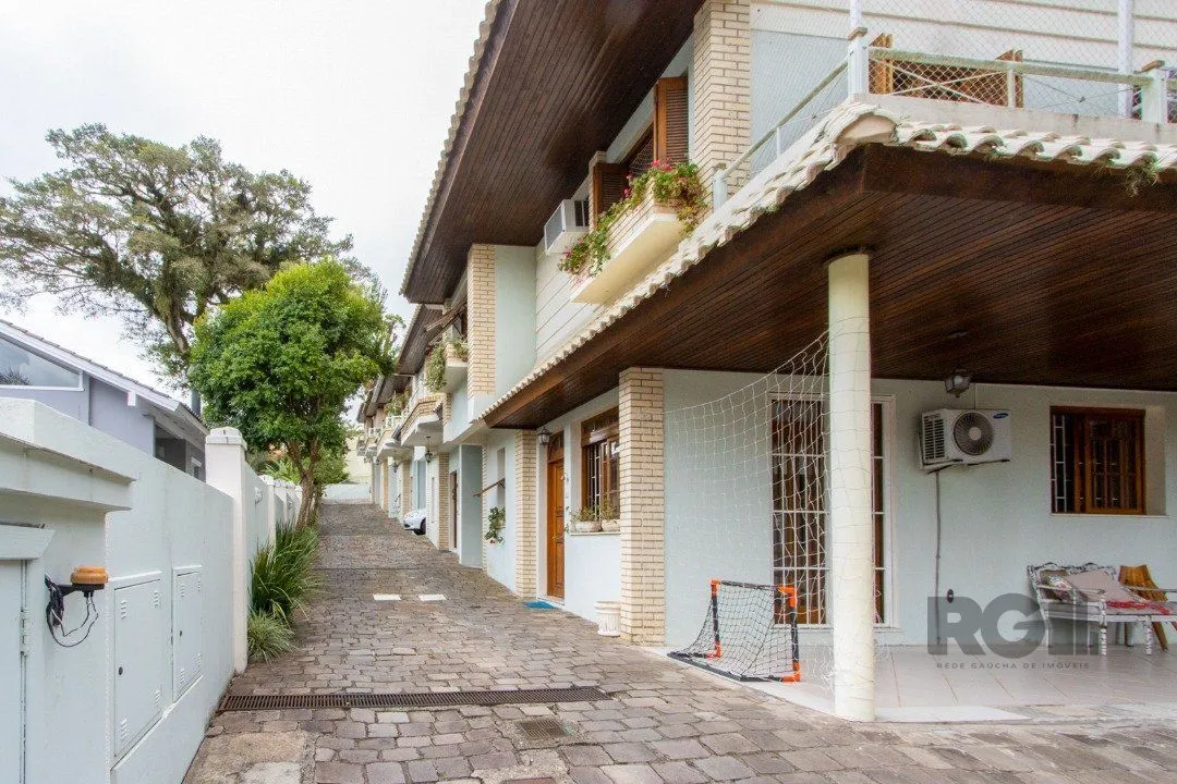 Imagem Casa de Condomínio em Jardim Isabel