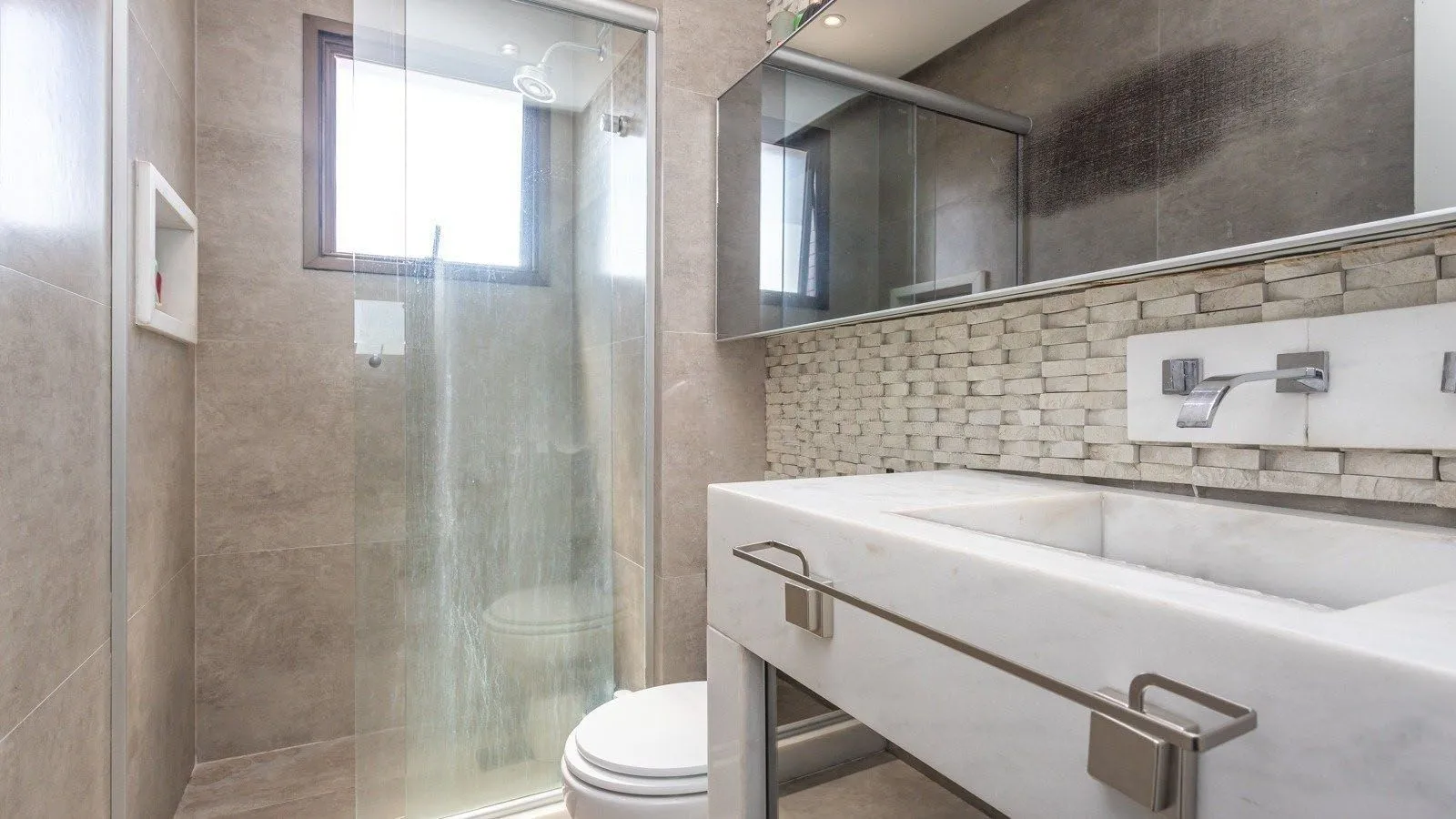 Imagem Apartamento com 3 quartos, 3 vagas e 105m² - Bairro Vila Jardim
