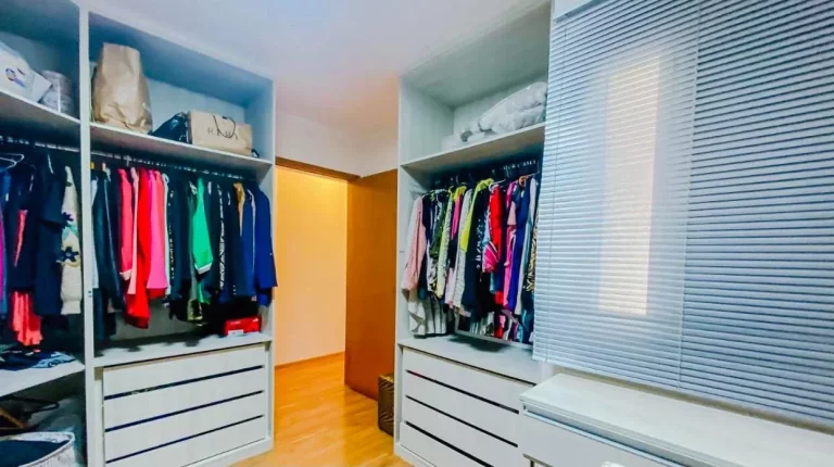Imagem Sobrado Tatuapé - 125 m² - 3 Suítes - Closet - Varanda - Jd. de inverno - 5 Vagas de garagem - Aceita Financiamento e FGTS