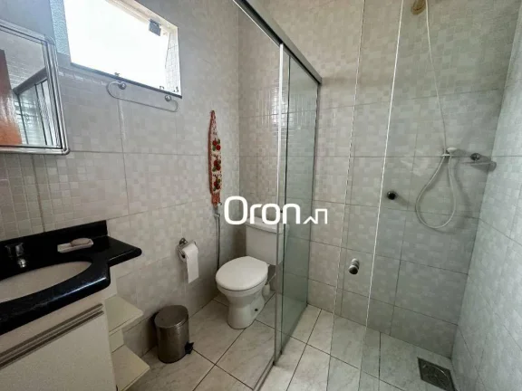 Imagem Sobrado à venda, 300 m² por R$ 690.000,00 - Residencial São Leopoldo - Goiânia/GO