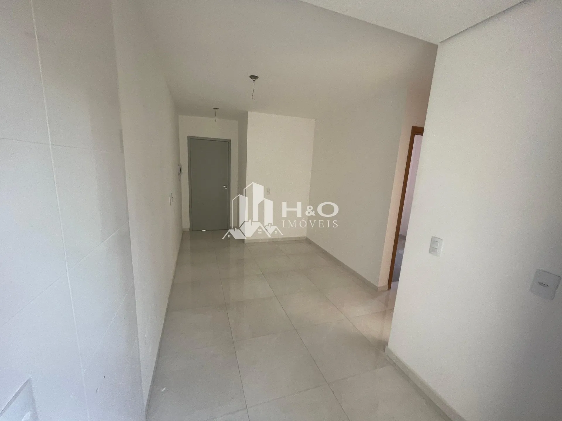 Imagem Apartamento à venda na Vila Carrão - 2 dormitórios - à partir de 250.000,00, a 200m da futura estação do metro