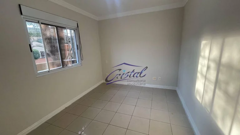 Imagem Casa com 5 suítes em Condomínio fechado na Granja Viana