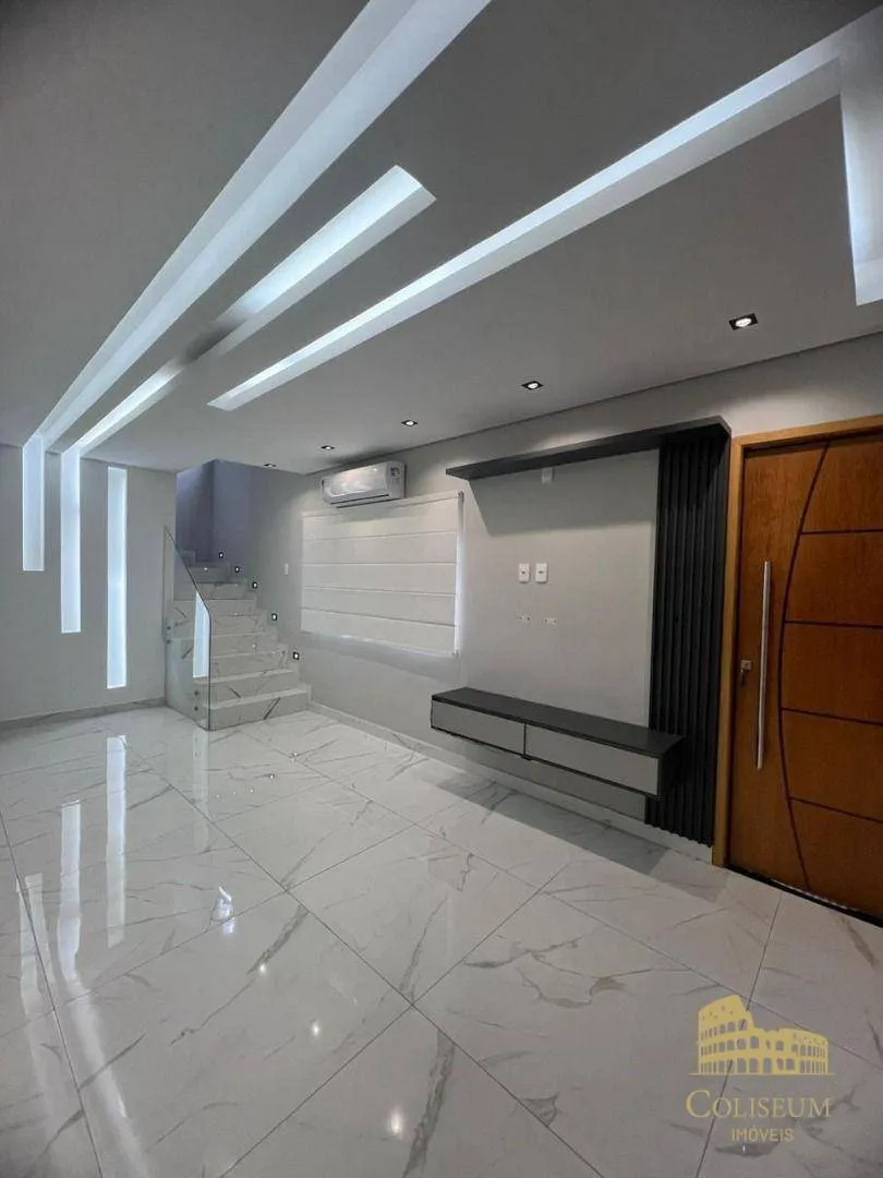 Imagem Casa com 3 dormitórios à venda, 100 m² por R$ 790.000,00 - Vila Guilhermina - Praia Grande/SP