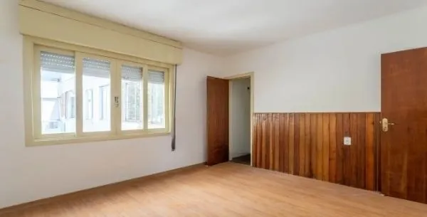 Imagem Apartamento no Petrópolis de 3 dormitórios e 2 vagas DESOCUPADO