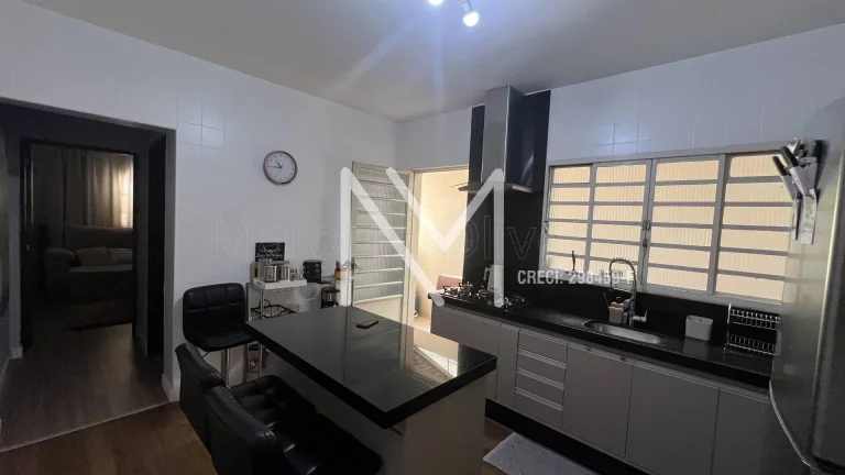 Imagem Casa Sobrado à Venda 4 Quartos - 150m² - Bairro Jardim Santa Inês - SJC