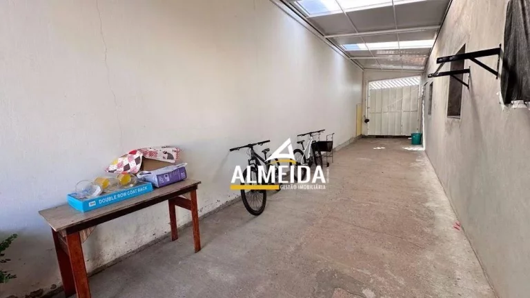 Imagem Casa com 3 dormitórios à venda, 200 m² por R$ 600.000,00 - Parque Universitário - Rio Claro/SP
