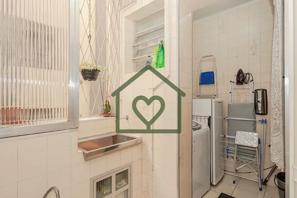 Imagem Descubra o encanto deste apartamento para venda, localizado em uma das regiões mais vibrantes de Po...