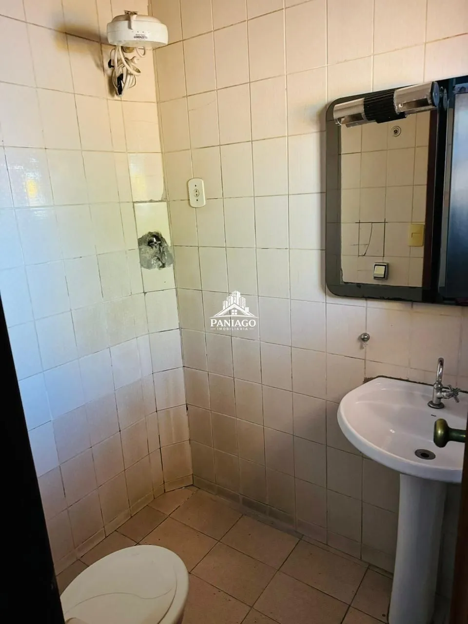 Imagem Casa com 5 quartos sendo 3 suites e 2 salas amplas
