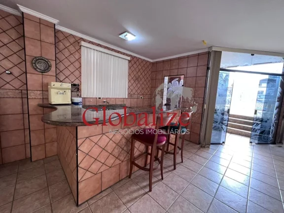 Imagem Sobrado maravilhoso com piscina 4 suítes no bairro do Embaré em Santos por r$ 2.500.000,00