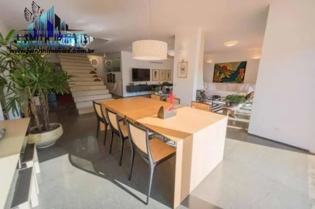 Imagem Casa moderna maravilhosa, com acabamentos diferenciados - Granja Viana
