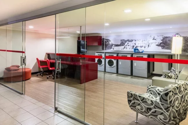 Imagem Flat disponível para venda no Aparthotel Adagio Sao Paulo Moema, com 39m², 1 dormitório e 1 vaga de garagem