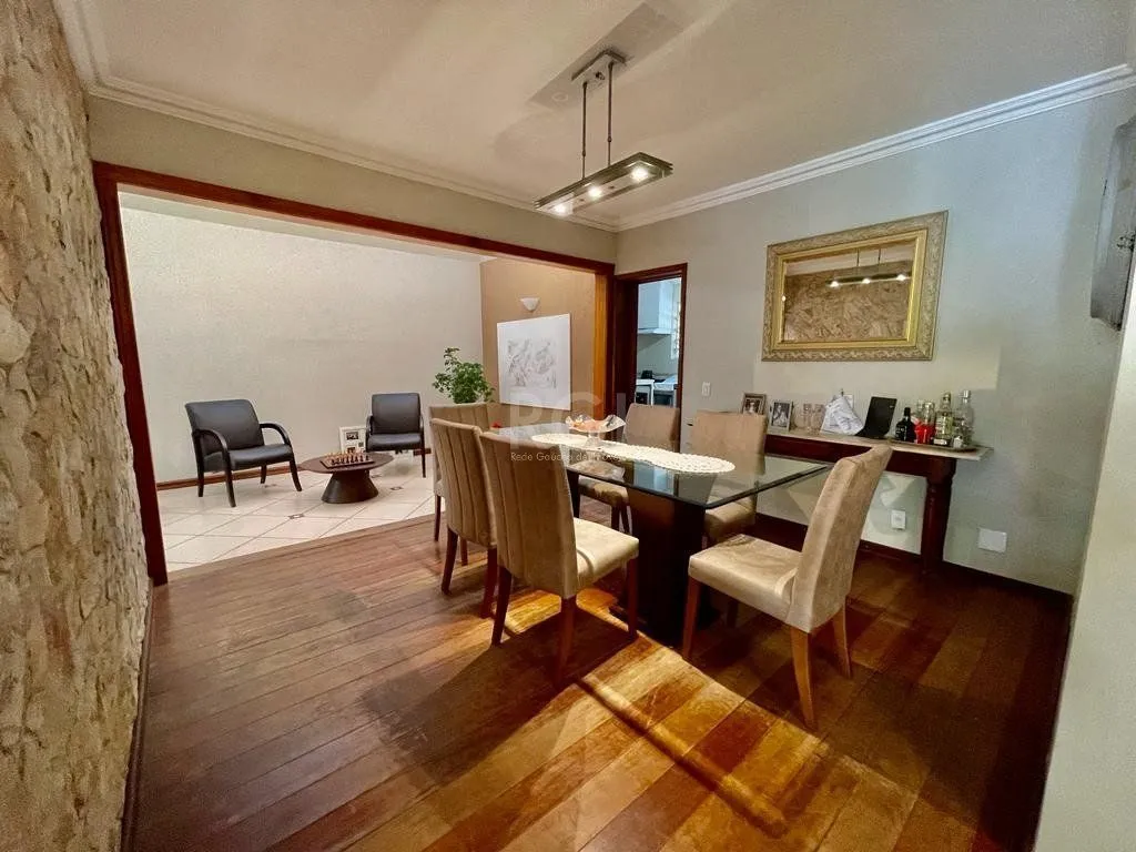 Imagem Casa para Venda - 187.9m², 4 dormitórios, 1 suite, 2 vagas - Pedra Redonda, Poa