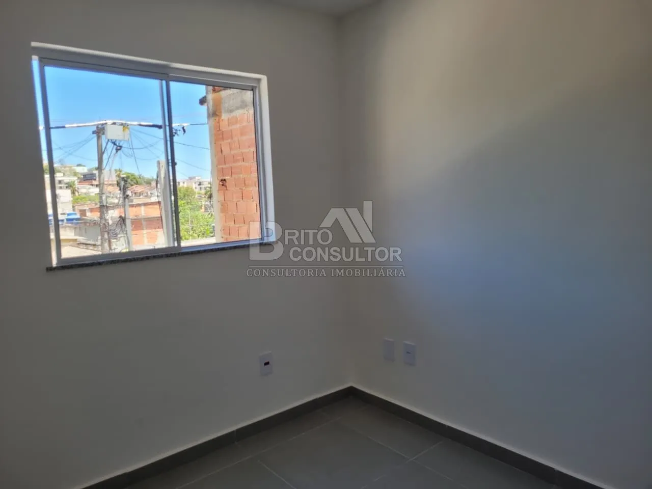 Imagem Vendo Apartamento com 2 Quartos, Varanda e Vaga em Laranjal, São Gonçalo/RJ
