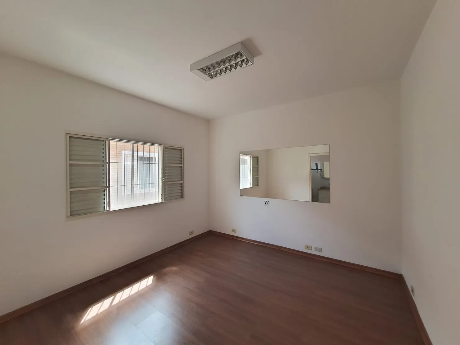 Imagem Comercial à venda 2 Quartos, 1 Suite, 315M², Jardim das Nações, Taubaté - SP