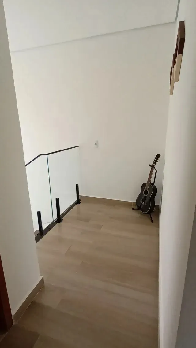 Imagem Sobrado espaçoso disponível