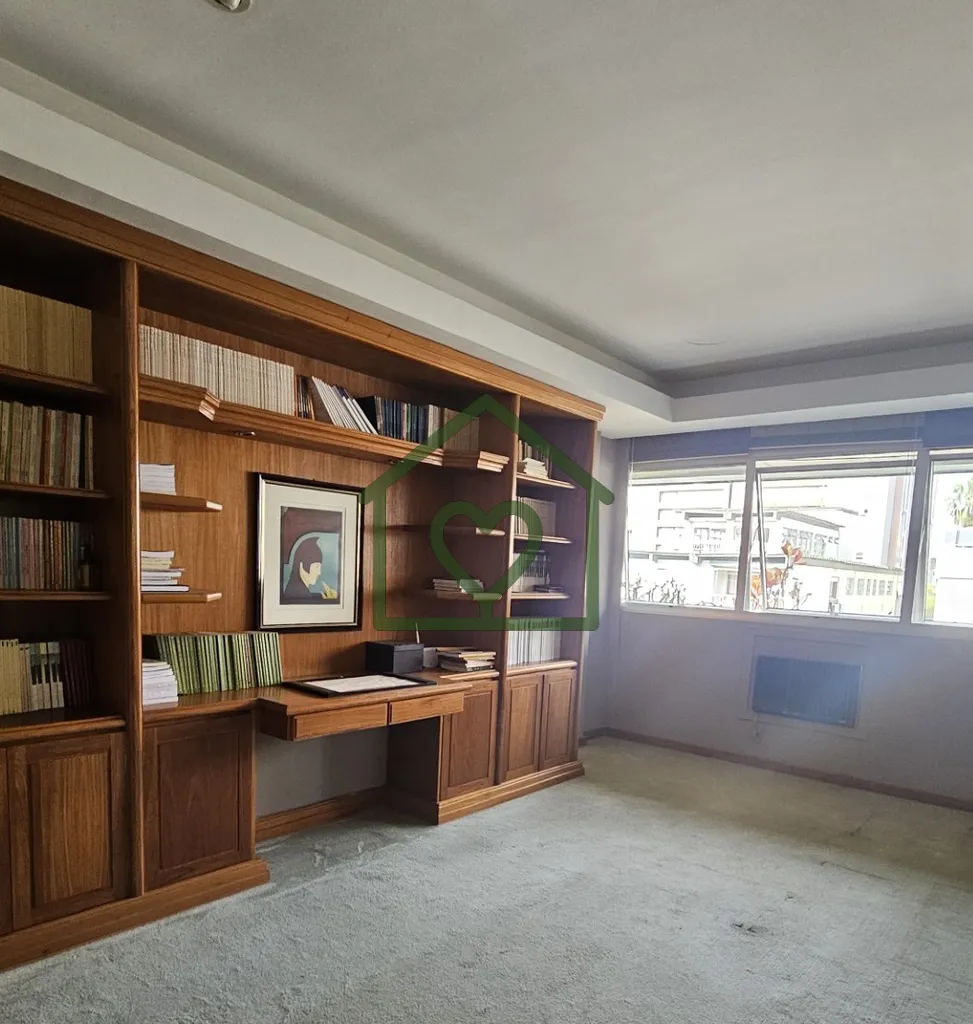 Imagem Situada na prestigiada Avenida Dom Pedro II, esta área privativa de 75,61 m² oferece conforto e pr...