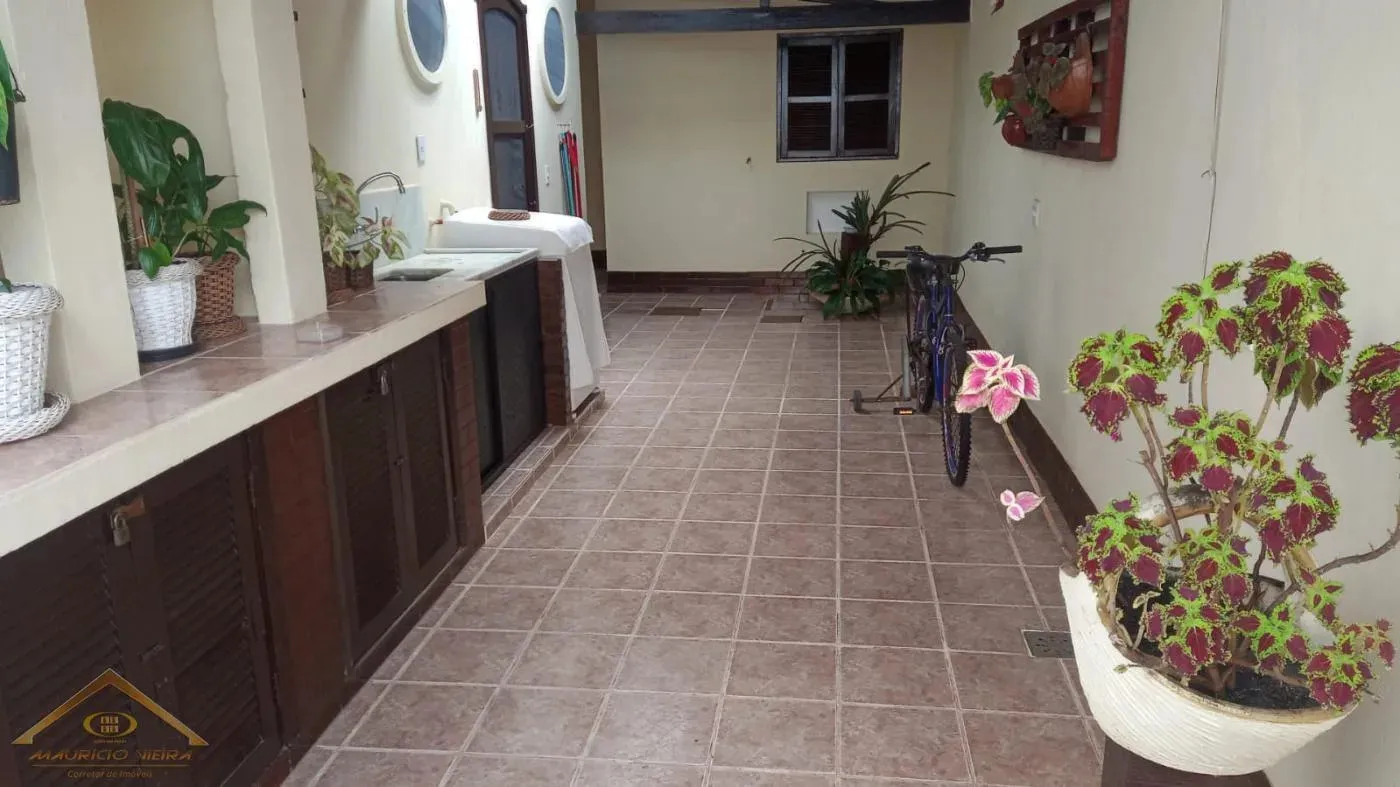 Imagem Casa em Condomínio para Venda em Cabo Frio / RJ no bairro Braga