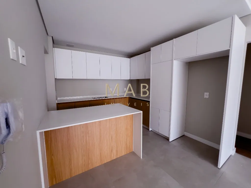 Imagem APARTAMENTO DE ALTO PADRÃO COM 4 DORMITÓRIOS NO EDIFÍCIO PORTO TAWNY NO CENTRO DE BALNEÁRIO CAMBORIÚ/SC!!