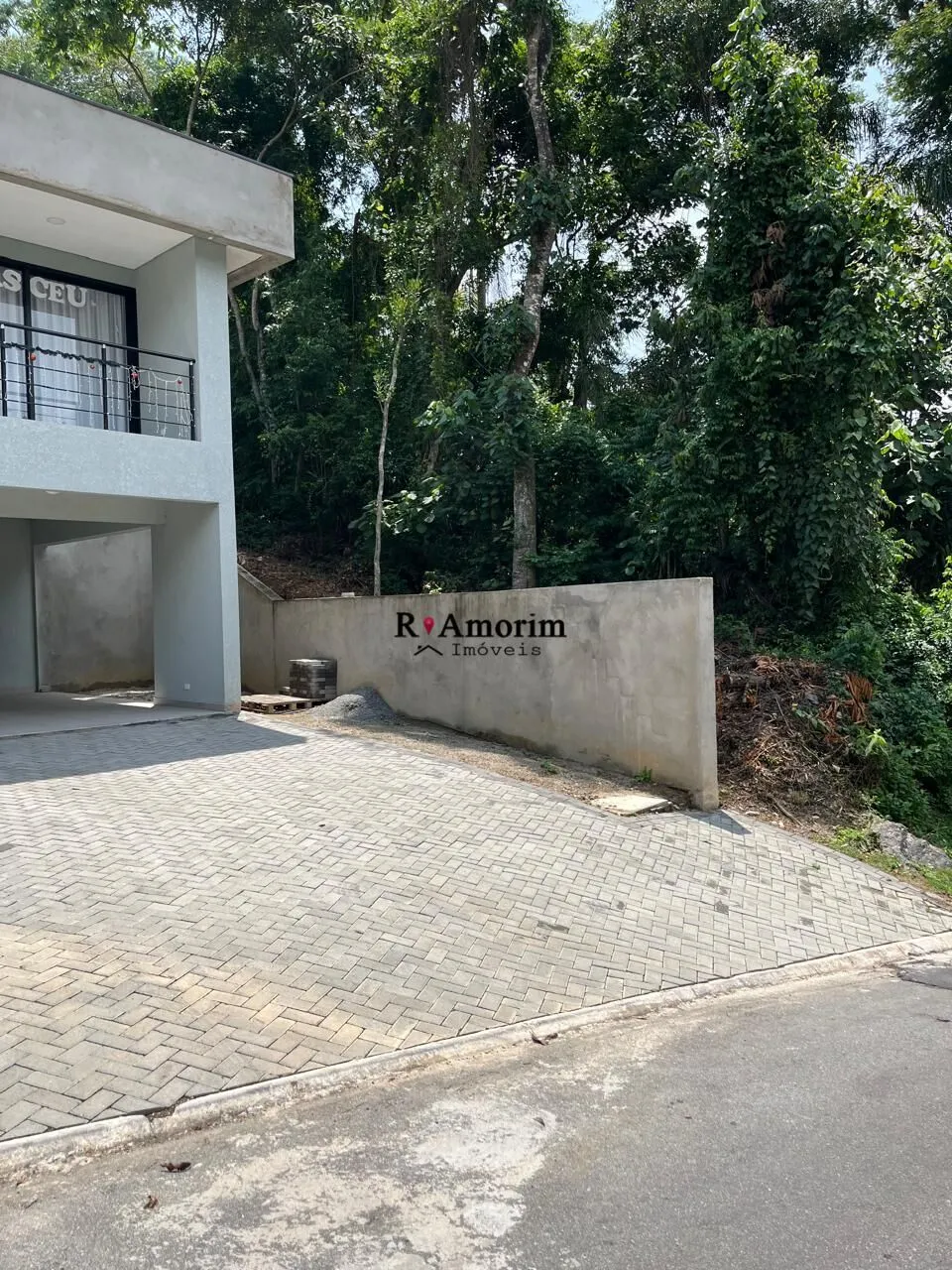Imagem São Fernando Residência - Terreno a venda no Condomínio São Fernando Residência em Barueri/SP com 712 metros