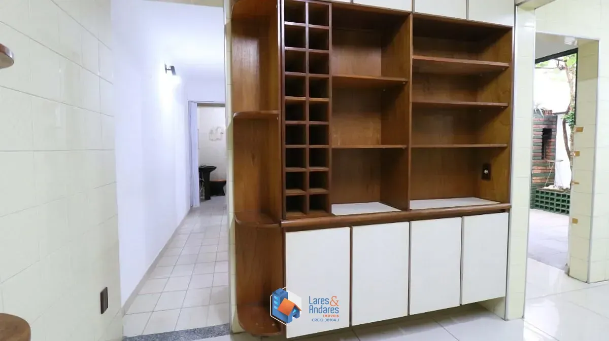 Imagem Casa para venda em Bortolândia com 4 quartos, sendo 1 suíte, 188m²