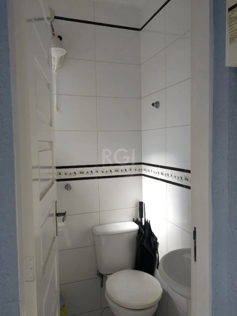 Imagem Casa para Venda - 249.86m², 3 dormitórios, sendo 1 suites, 4 vagas - Medianeira