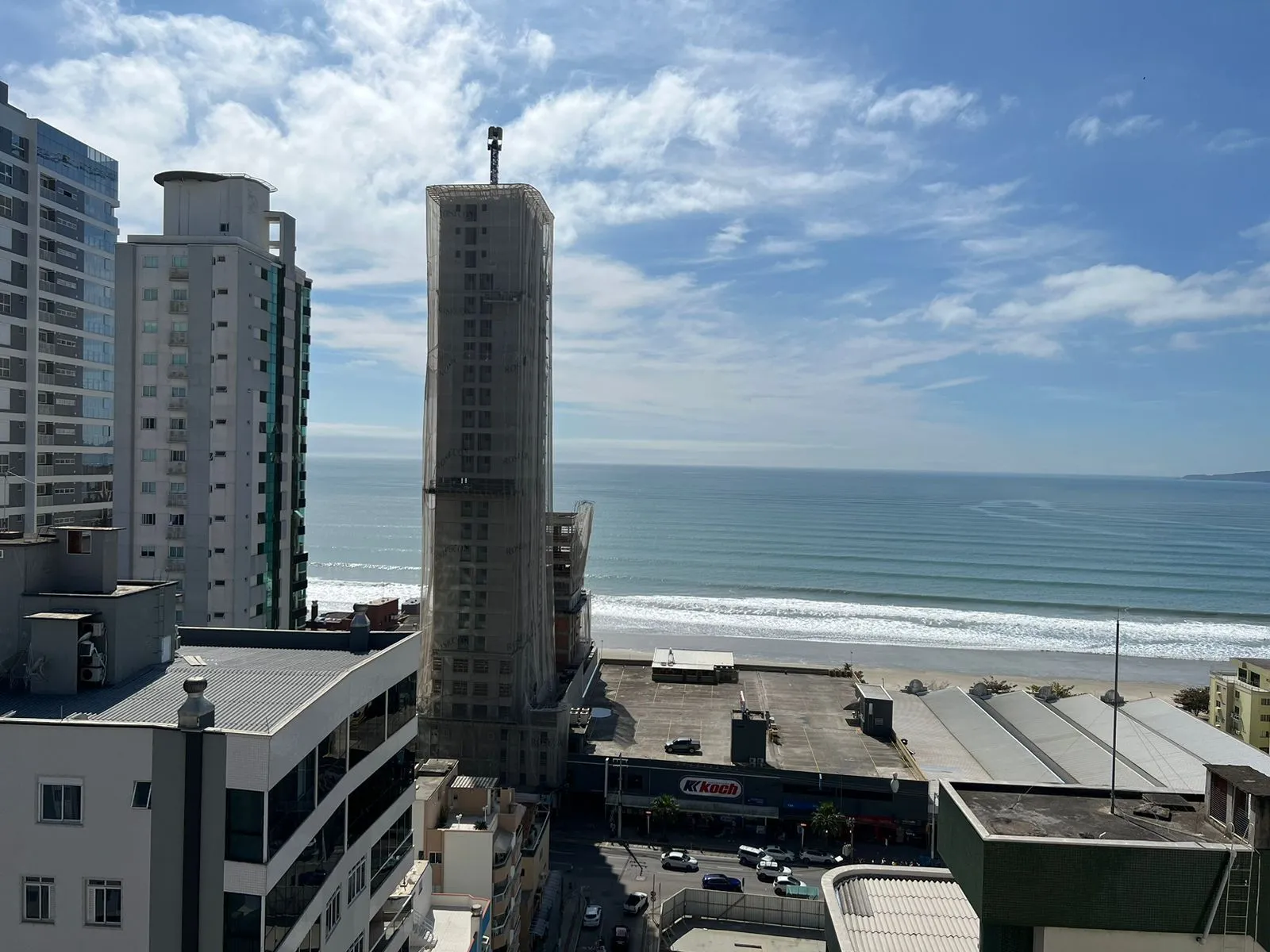 Imagem Apartamento com vista para o mar à venda com 131m2 por R$ 1.950.000,00