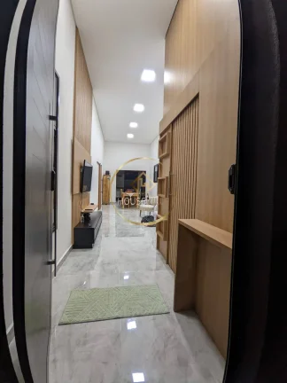 Imagem Casa térrea, 3 Dormitórios (3 suítes), 4 vagas, 300m², Condomínio Malibu.