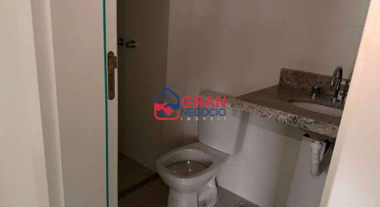 Imagem Vendo Apartamento CIC - Condomínio Clube