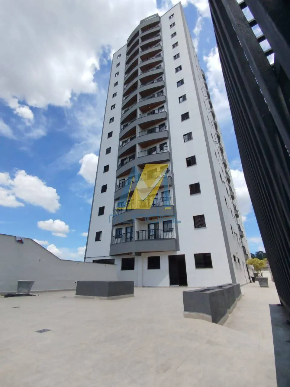 Imagem Apartamento à Venda com 3 Dormitórios no Bairro Oswaldo Cruz