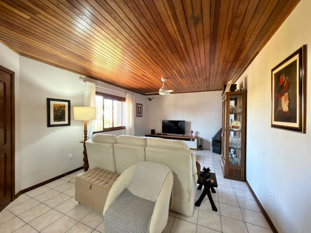 Imagem Casa 3 Dormitórios - Bairro Zona Nova